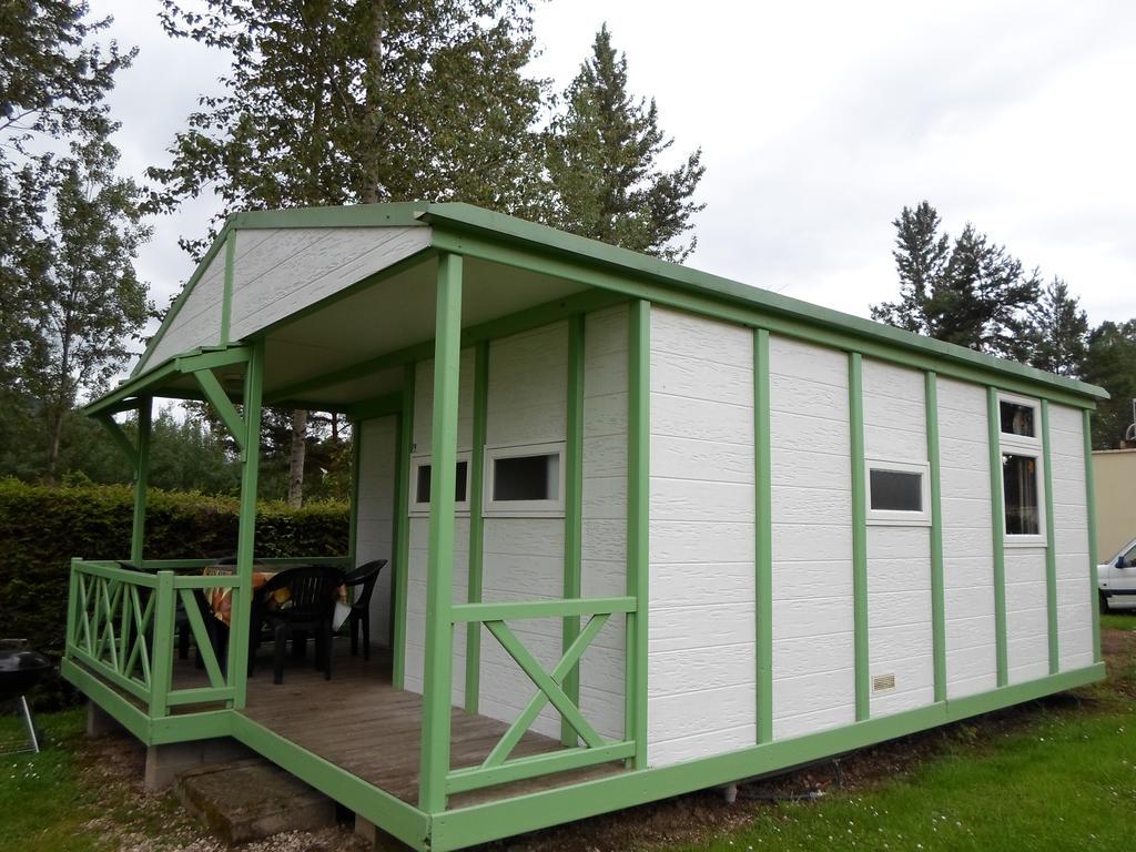 Camping Les Pinasses La Chapelle  Kamer foto
