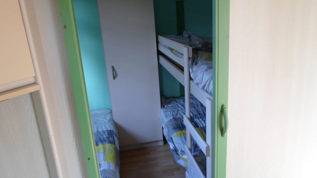 Camping Les Pinasses La Chapelle  Buitenkant foto